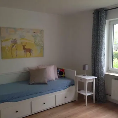 Familienfreundliche Fuer 4 Personen Lejlighed Lutzerath